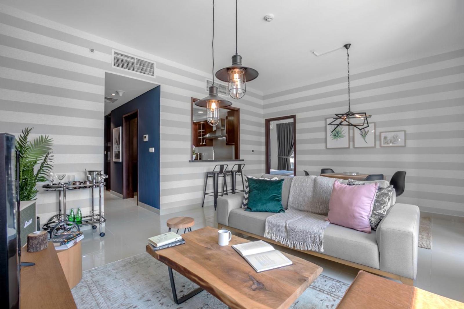 Luxury 1 Bedroom Burj Khalifa Downtown *