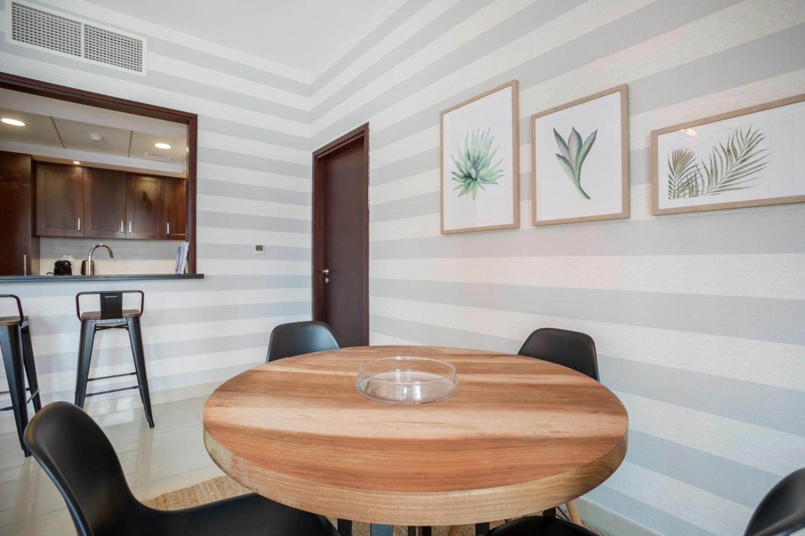 Luxury 1 Bedroom Burj Khalifa Downtown